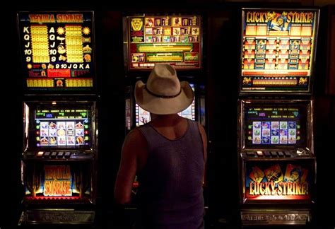 poker machines australia revenue